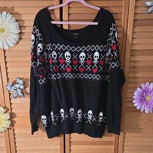 Vintage 2015 Torrid Black Sweater with Skull and Heart Design